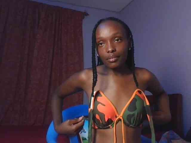 RealTemptress webcam