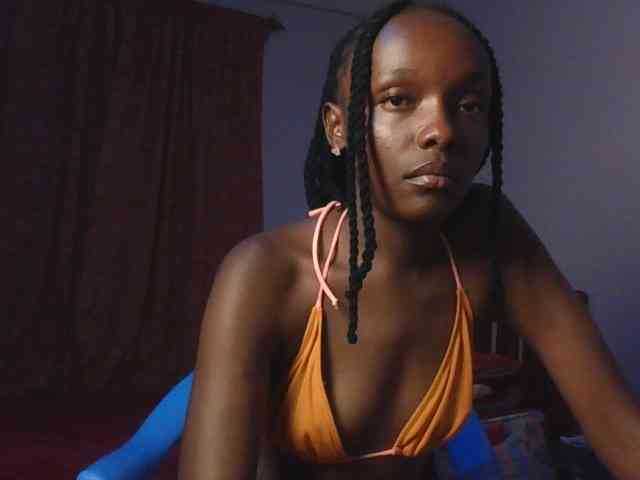 RealTemptress webcam