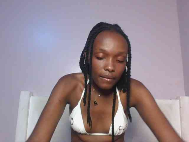 RealTemptress webcam