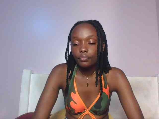 RealTemptress webcam