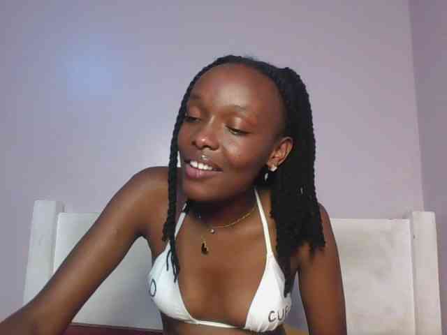 RealTemptress webcam