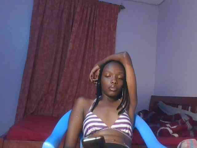 RealTemptress webcam