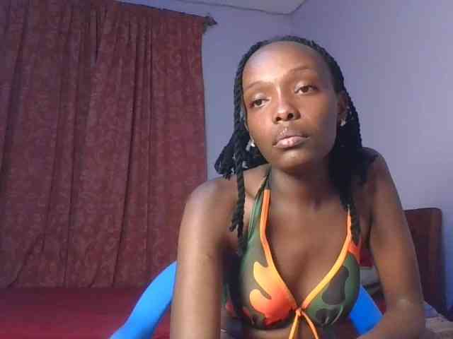 RealTemptress webcam