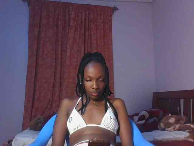 RealTemptress webcam