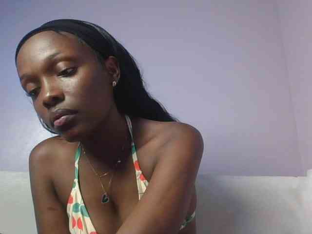 RealTemptress webcam