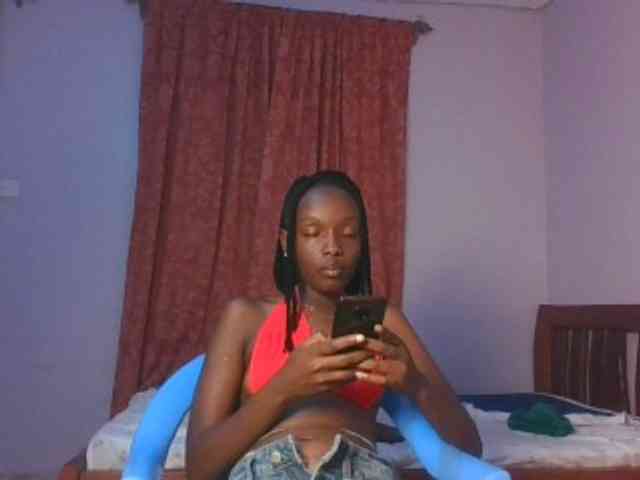 RealTemptress webcam