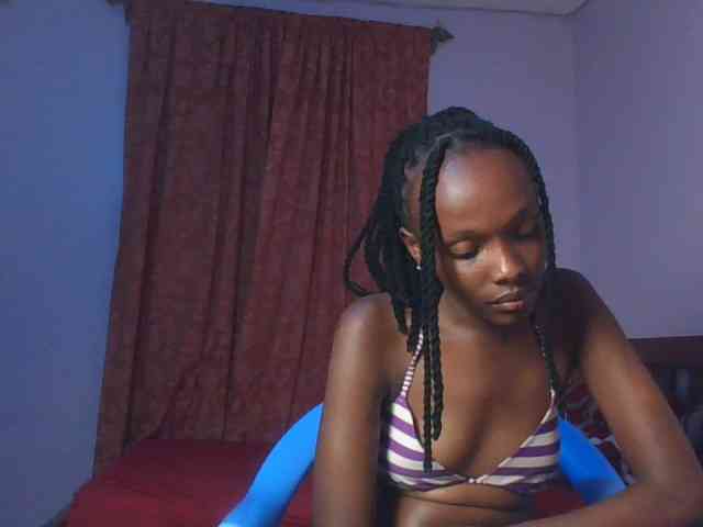 RealTemptress webcam