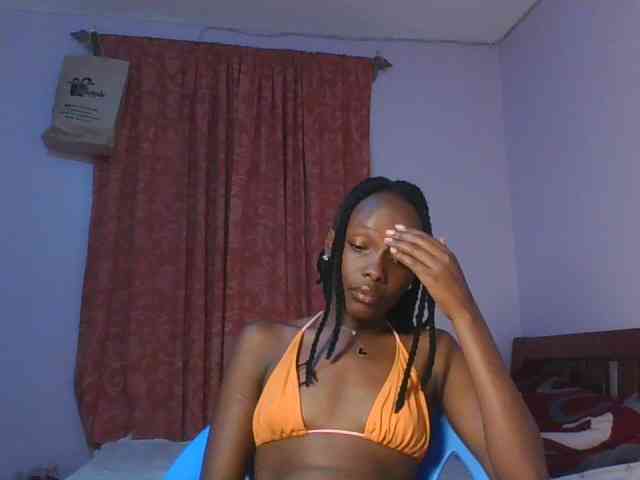 RealTemptress webcam