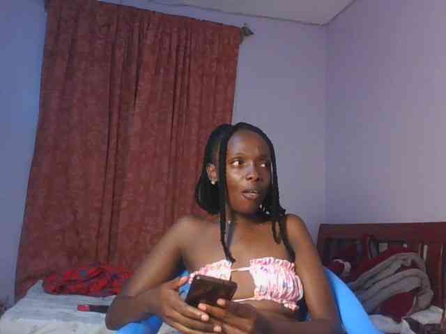 RealTemptress webcam