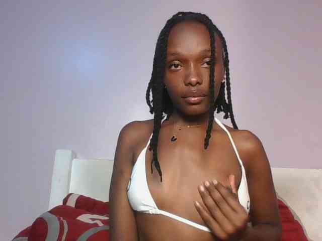 RealTemptress webcam