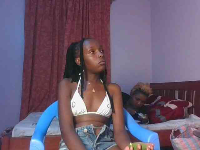 RealTemptress webcam