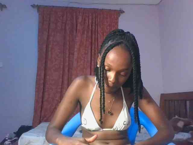 RealTemptress webcam