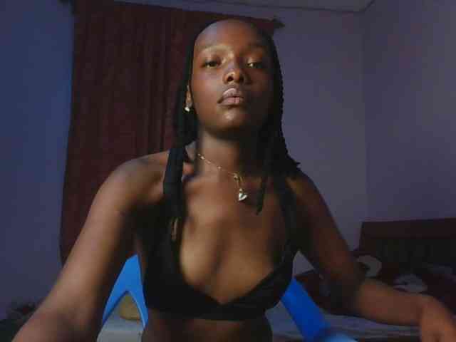 RealTemptress webcam