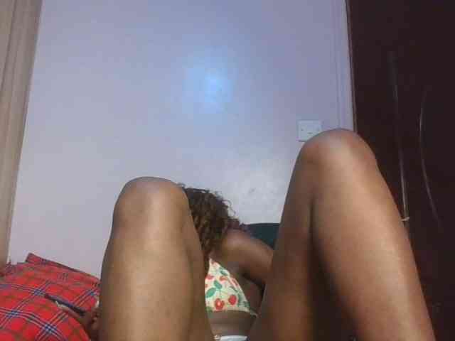 RealTemptress webcam