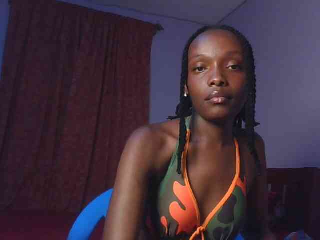 RealTemptress webcam