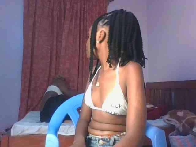 RealTemptress webcam