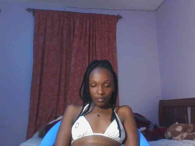 RealTemptress webcam