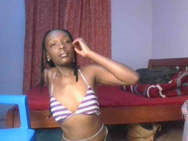 RealTemptress webcam