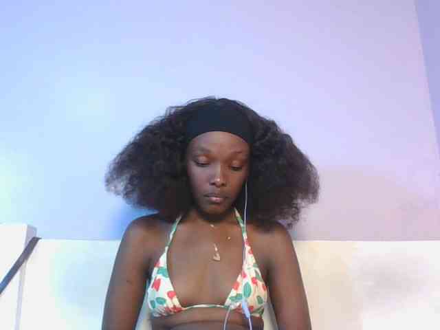 RealTemptress webcam