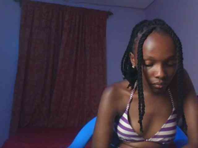 RealTemptress webcam