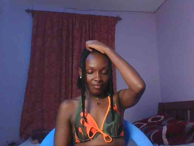 RealTemptress webcam