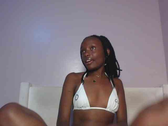 RealTemptress webcam