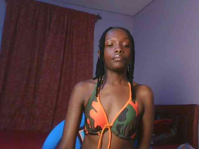 RealTemptress webcam