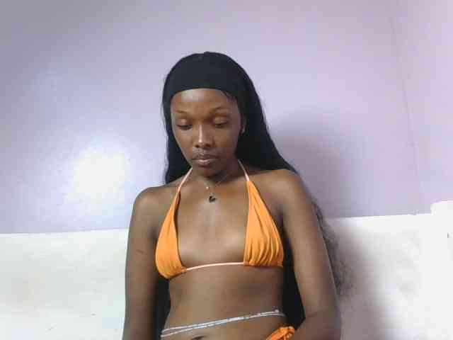 RealTemptress webcam