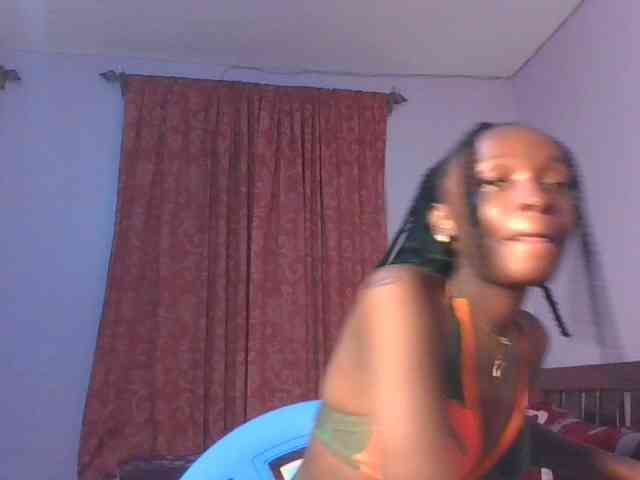 RealTemptress webcam