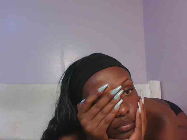 RealTemptress webcam