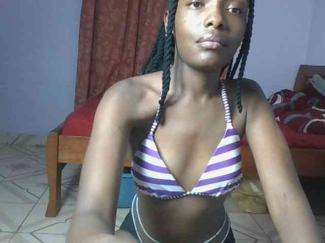 RealTemptress webcam