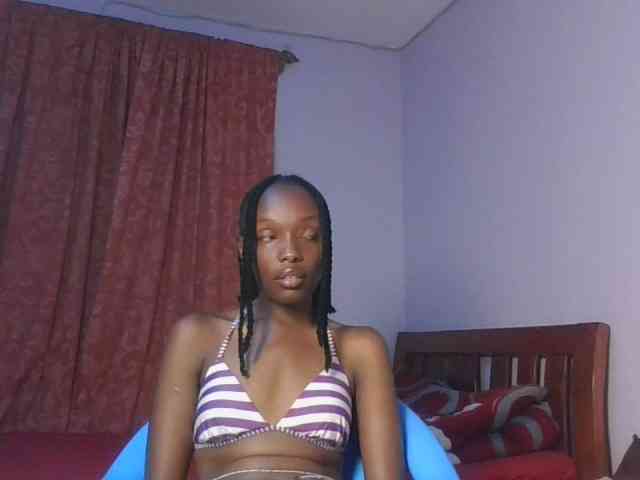 RealTemptress webcam