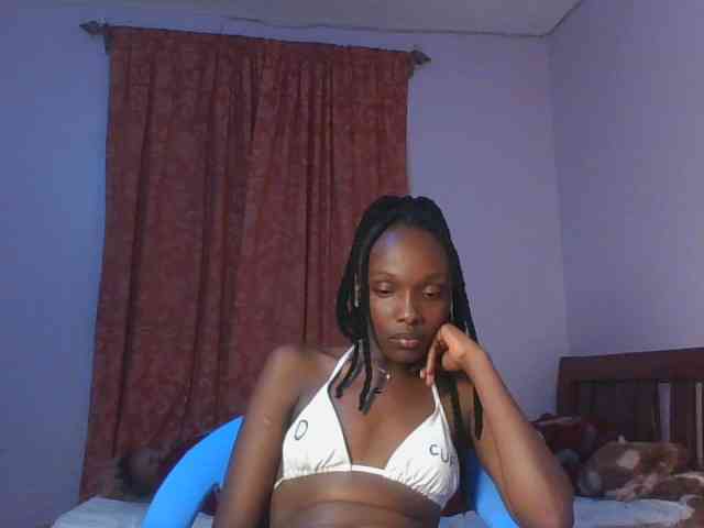 RealTemptress webcam