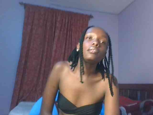 RealTemptress webcam