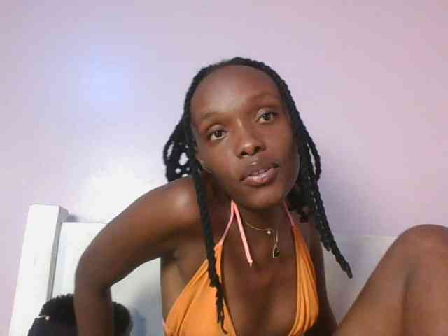 RealTemptress webcam