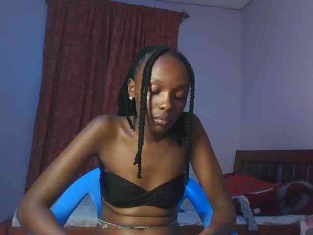 RealTemptress webcam