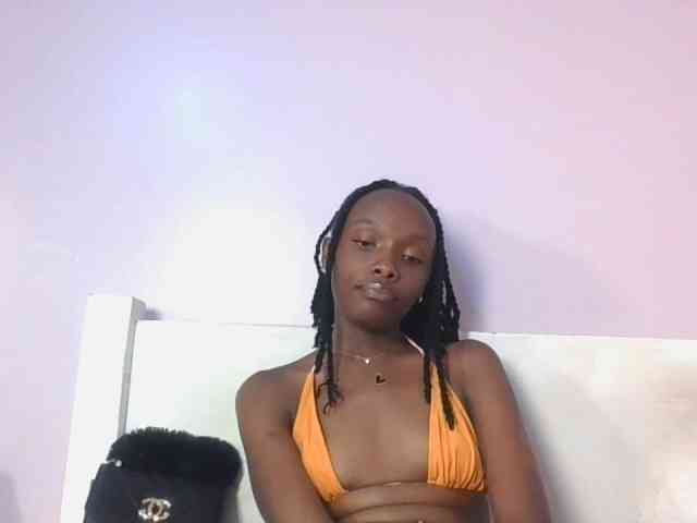 RealTemptress webcam