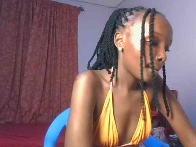 RealTemptress webcam