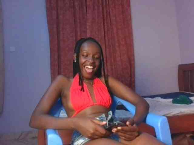 RealTemptress webcam