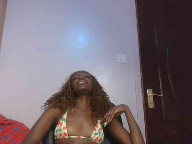 RealTemptress webcam