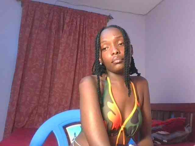 RealTemptress webcam