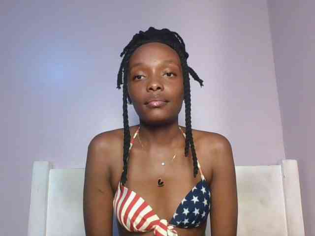 RealTemptress webcam