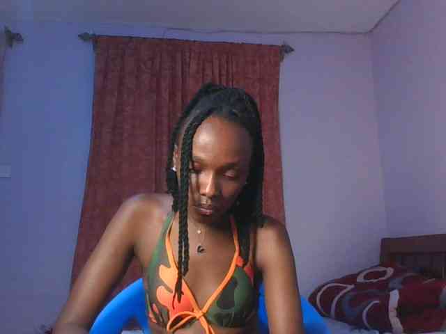 RealTemptress webcam