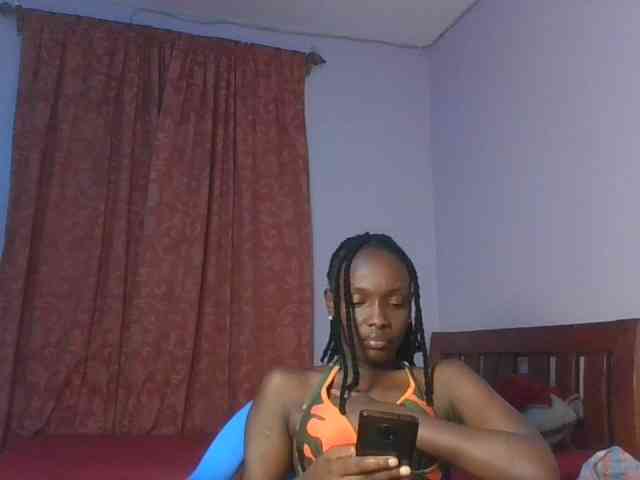 RealTemptress webcam