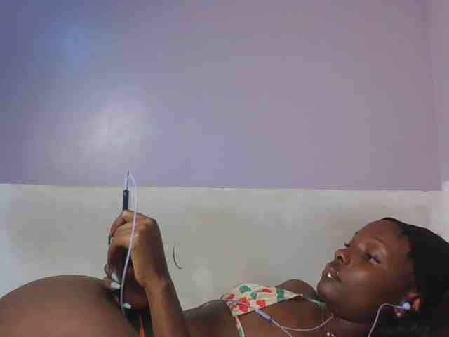 RealTemptress webcam