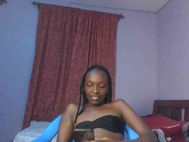 RealTemptress webcam