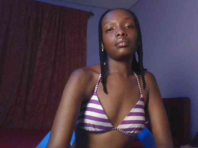 RealTemptress webcam