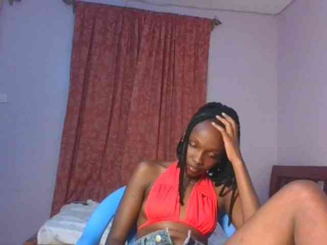 RealTemptress webcam