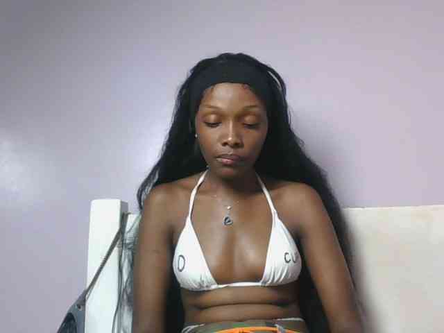 RealTemptress webcam