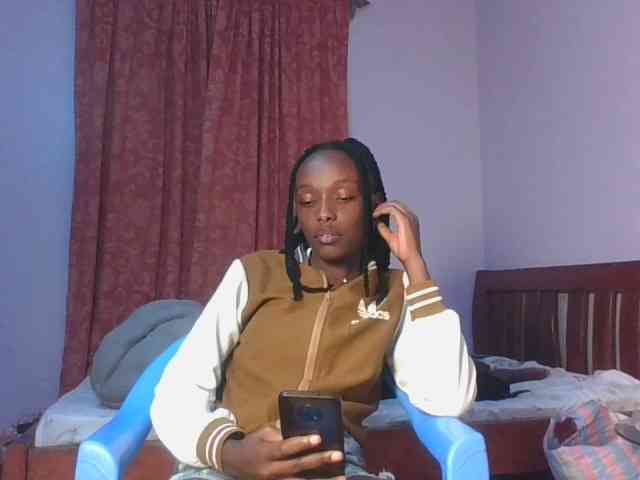 RealTemptress webcam